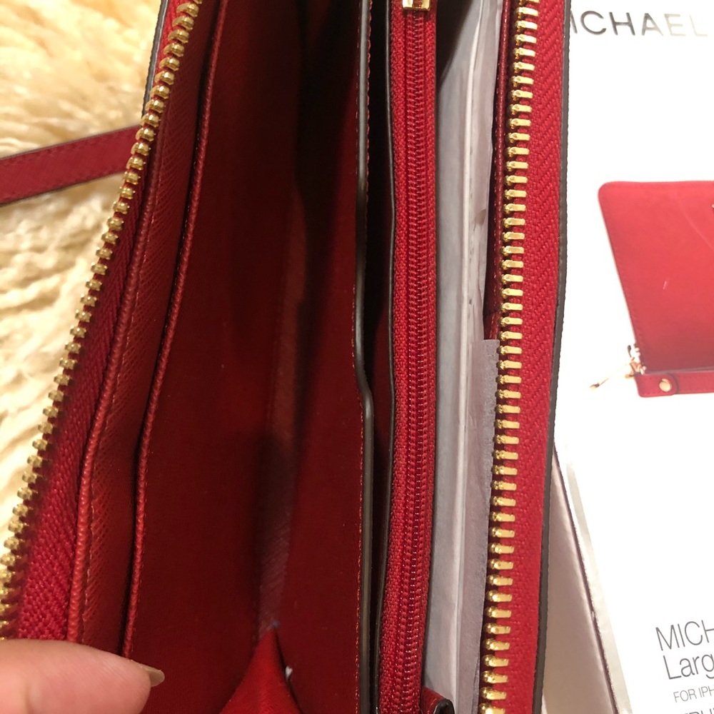 Michael Kors Authentic Large Multifunction Wallet - image 2